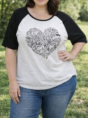 NWT Warehouse One Plus Size Black White Heart Graphic Tee Rayon Cotton Raglan